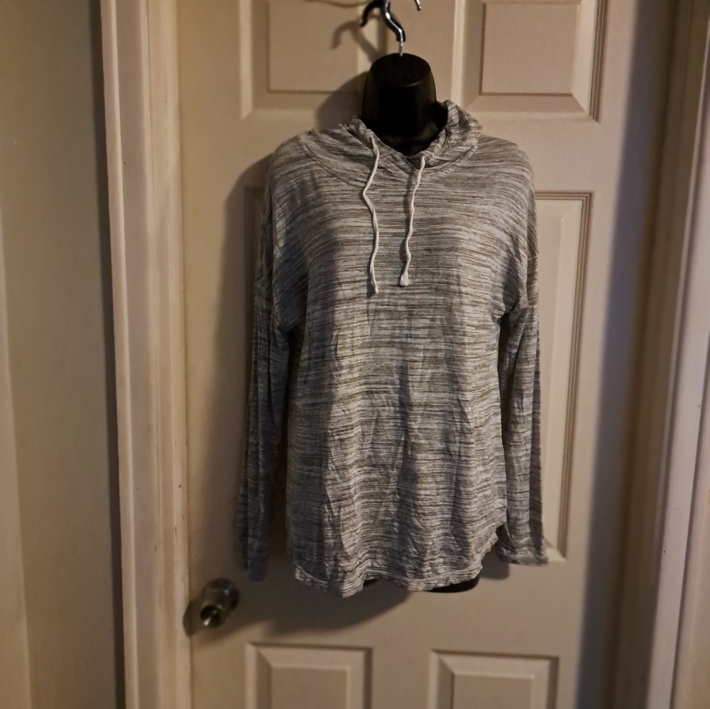 Gilligan O'Malley thin hoodie 5/$25